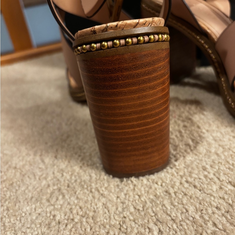 COACH Mandy Block Heel Size 8 - Picture 4 of 6